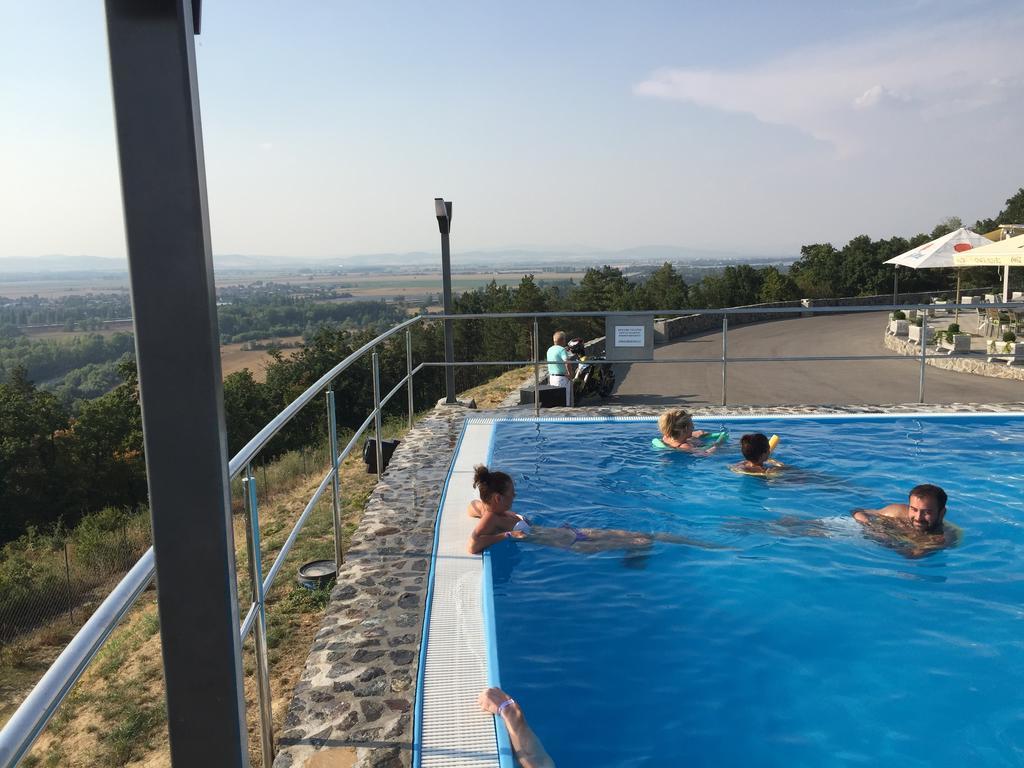 Wellness Pension Inovec Jalsove Εξωτερικό φωτογραφία